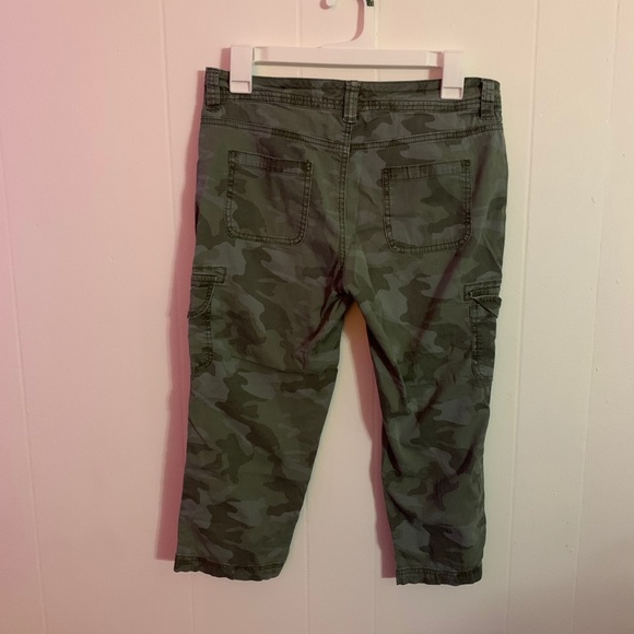 Army capris - Picture 2 of 2